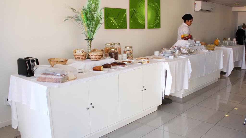 Hotel Neu 354 Neuquén Zewnętrze zdjęcie